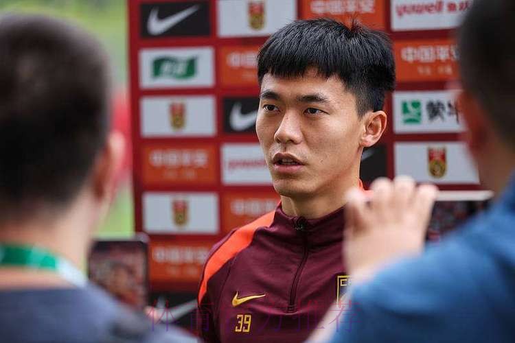 U23国足官方阵型442:胡荷韬、木塔力甫边前卫 U23国足官方阵型442:胡荷韬、木塔力甫边前卫